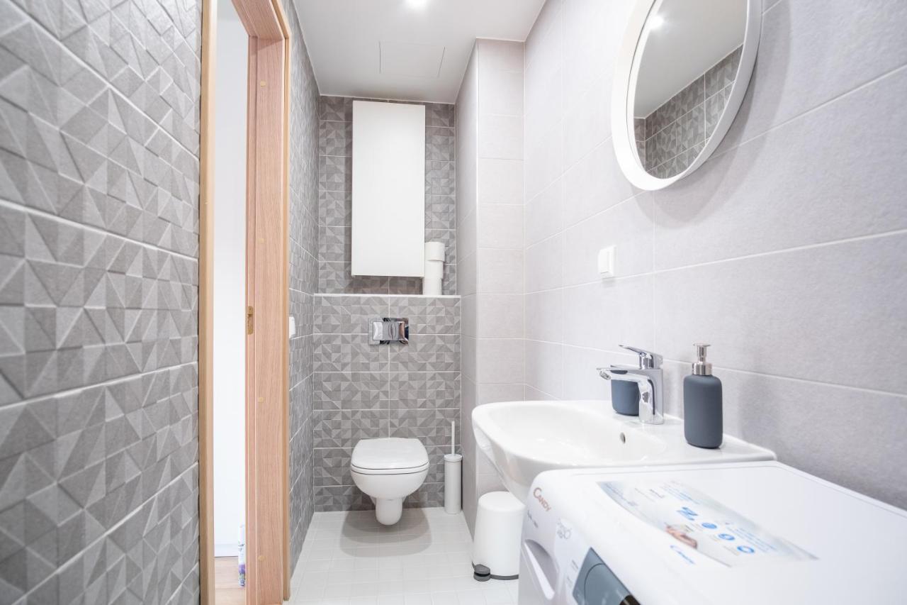 Appartement Spacious Mustamaee - Free Parking Tallinn