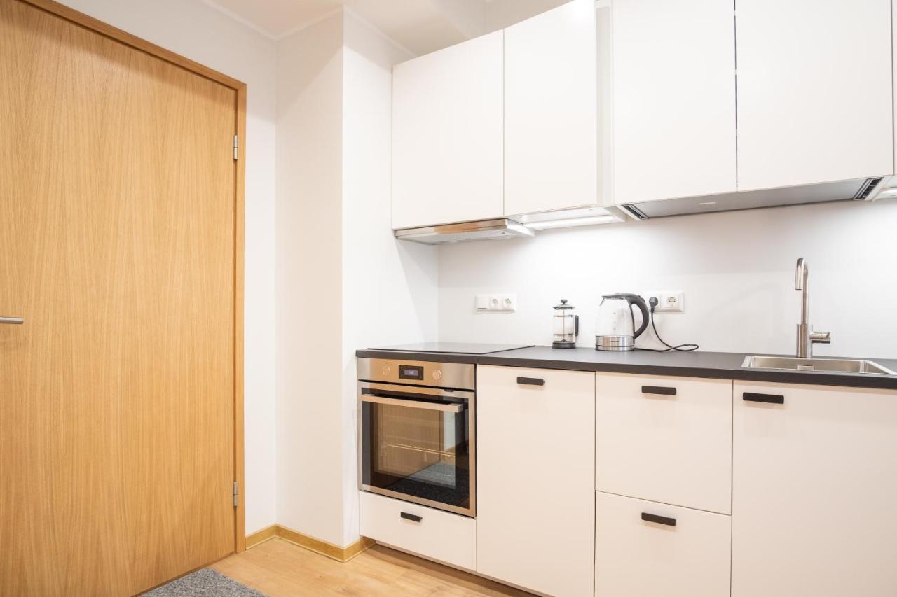 Spacious Mustamaee - Free Parking Tallinn